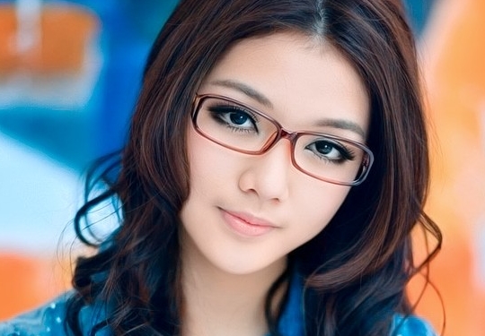PS在LAB模式下调出水嫩肤色的美女