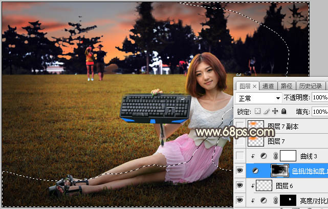 PS給草地女孩添加夕陽光效效果