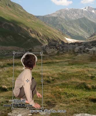 Photoshop合成在山谷中的飞龙