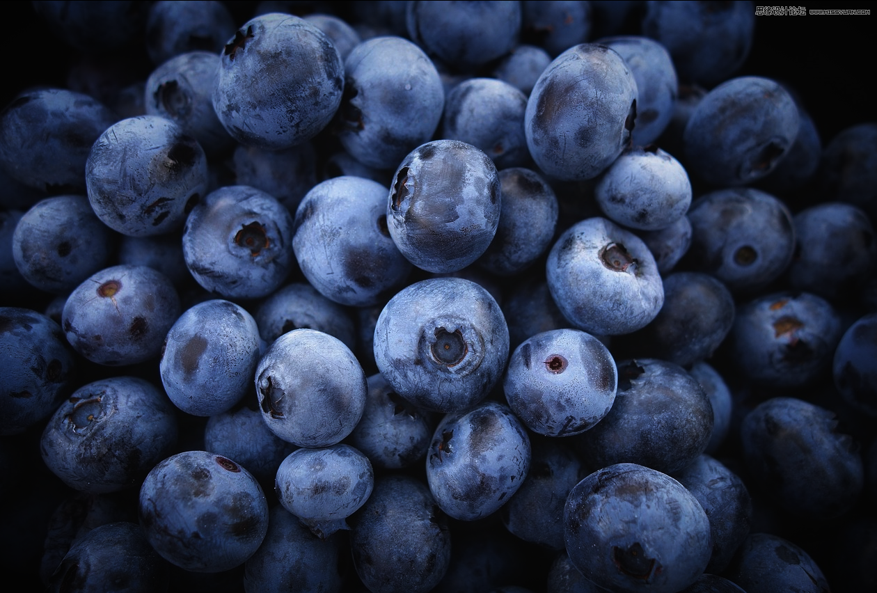 Photoshop修复细节严重缺失的风景照片