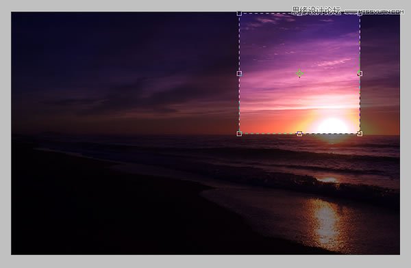 Photoshop合成从水花中冲出的海边美女