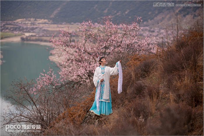 Photoshop调出外景写真片唯美的古典风格