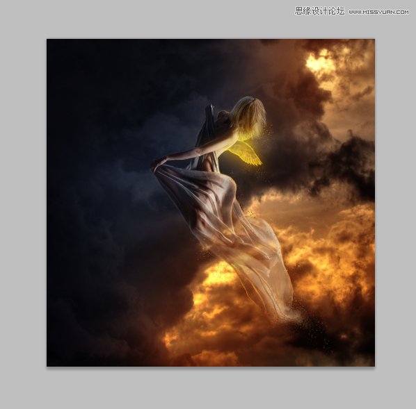 Photoshop合成在乌云密布中飞舞的天使