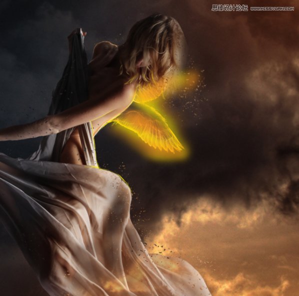 Photoshop合成在乌云密布中飞舞的天使