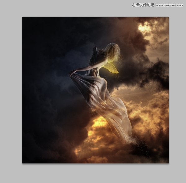 Photoshop合成在乌云密布中飞舞的天使