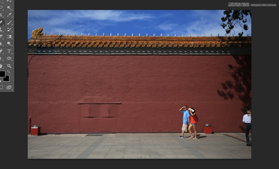 Photoshop如何去掉画面中不想要的元素