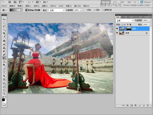 Photoshop给古建筑人像天空添加蓝天白云