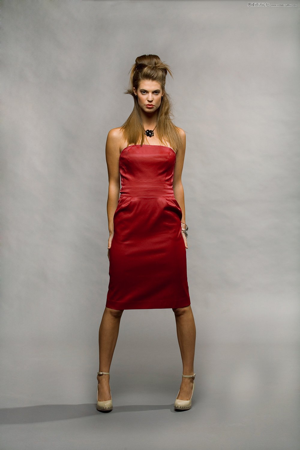 Photoshop完美给人像服装更换颜色