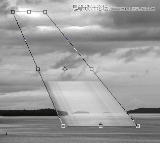 Photoshop给图片添加穿透云层的光线