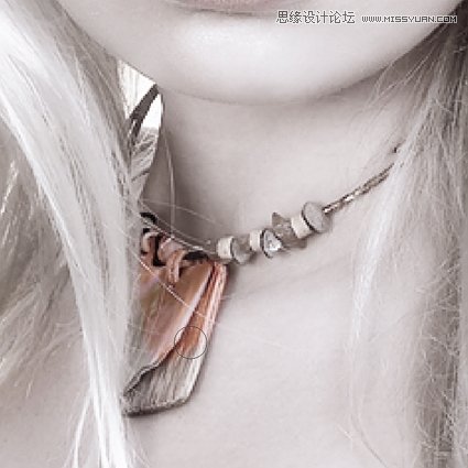 Photoshop调出国外美女照片白发柔美效果