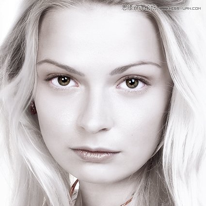 Photoshop调出国外美女照片白发柔美效果