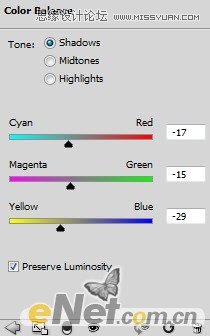 Photoshop设计趴在山间的女孩另类幻想场景