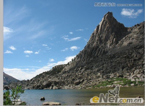 Photoshop设计趴在山间的女孩另类幻想场景