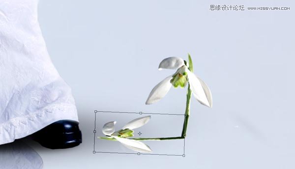 Photoshop合成纯白的超现实人像教程