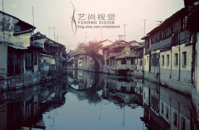 Photoshop给水乡照片增加水墨感效果