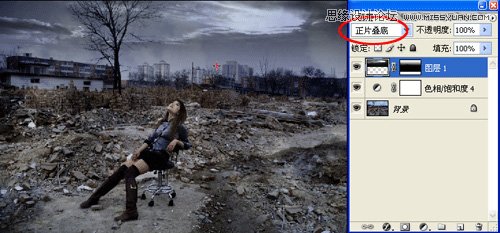 Photoshop调出做在废墟中的女孩战火颓废色彩
