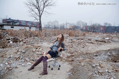 Photoshop调出做在废墟中的女孩战火颓废色彩