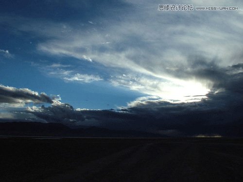 Photoshop调出做在废墟中的女孩战火颓废色彩