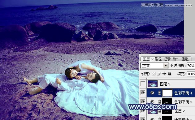 Photoshop调出紫色调海边婚纱照
